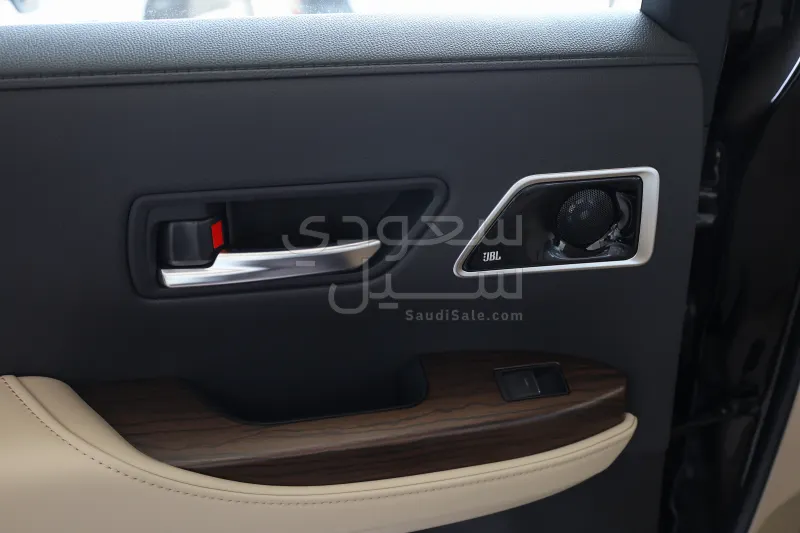 2026 تويوتا لاند كروزر جي اكس ار