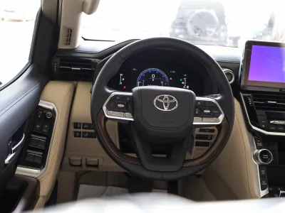 2026 تويوتا لاند كروزر جي اكس ار