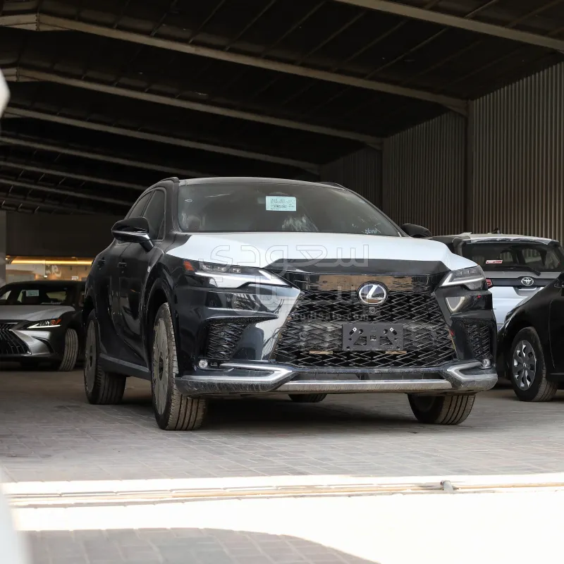 2025 لكزس أر إكس 350 إف