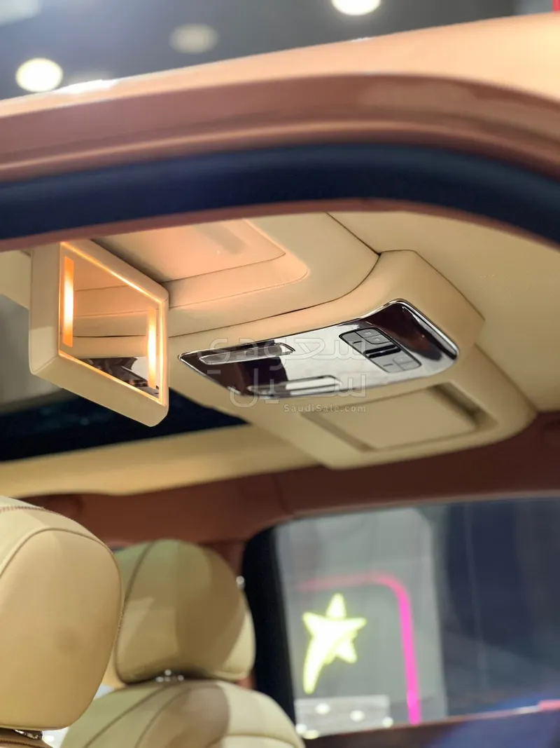 2017 بنتلي مولسان