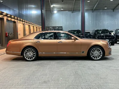 2017 بنتلي مولسان