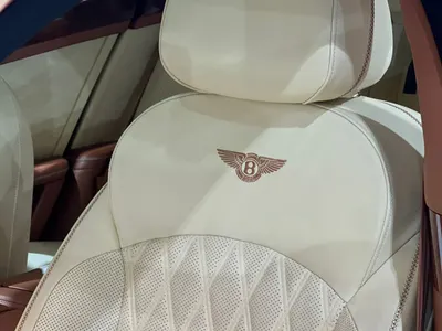 2017 بنتلي مولسان