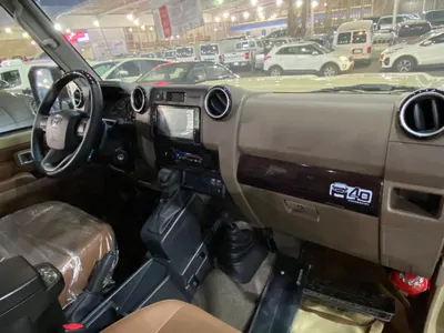 2025 تويوتا لاند كروزر ربع ال اكس