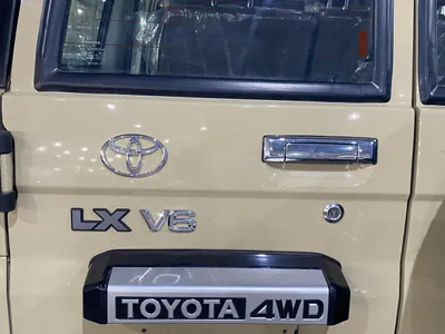 2025 تويوتا لاند كروزر ربع ال اكس