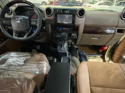 2025 تويوتا لاند كروزر ربع ال اكس