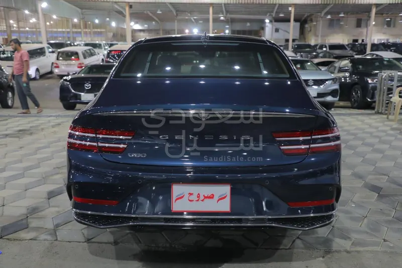 2025 جينيسيس جي 80