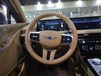 2025 جينيسيس جي 80