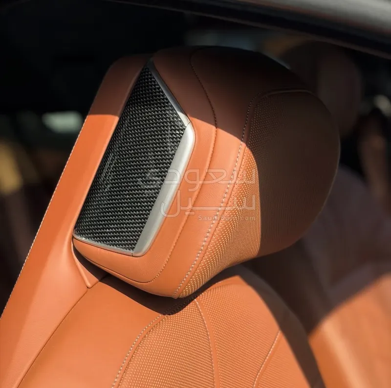 2026 بي ام دبليو الفئة السابعة 735أي