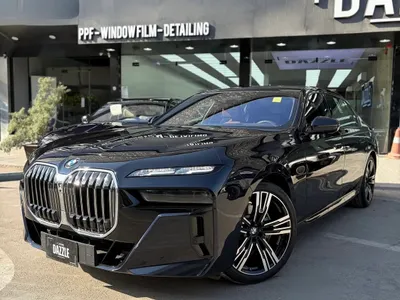 2026 بي ام دبليو الفئة السابعة 735أي