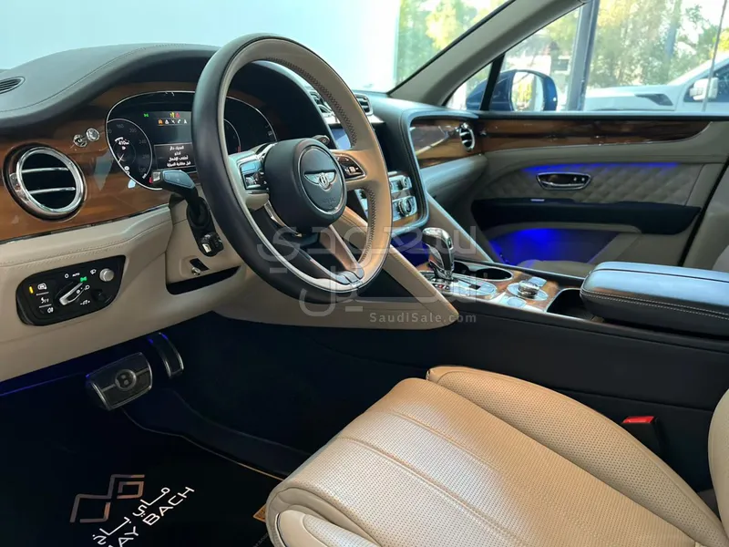 2021 Bentley Bentayga V8