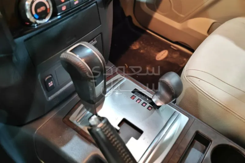 2020 Mitsubishi Pajero