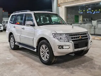 2020 Mitsubishi Pajero