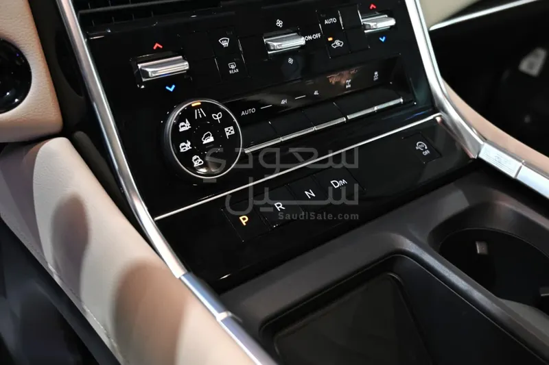 2026 Nissan Patrol SE2