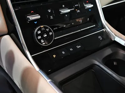 2026 Nissan Patrol SE2