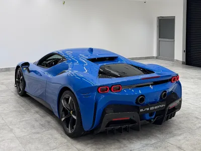 2021 فيراري اس اف 90 سترادالي