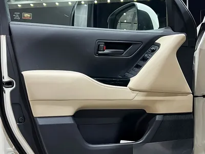 2025 Toyota Land Cruiser GXR 3