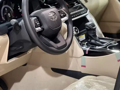 2025 Toyota Land Cruiser GXR 3