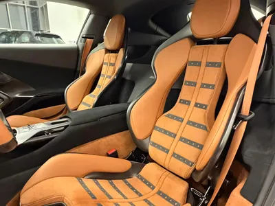 2025 فيراري 12 سيليندر