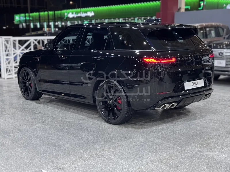 2023 لاند روفر رينج روفر سبورت اس اي