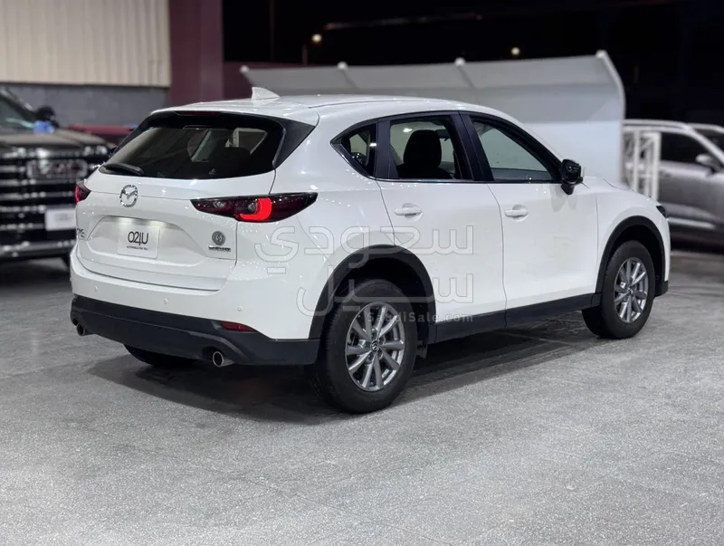 2023 مازدا سي اكس 5