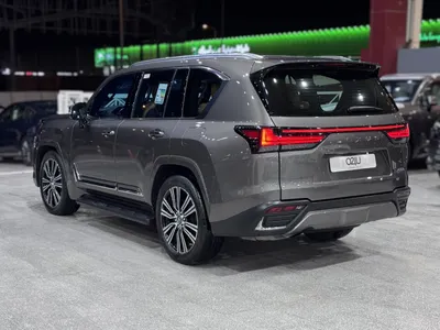 2023 لكزس إل إكس 600