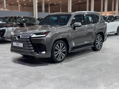 2023 لكزس إل إكس 600