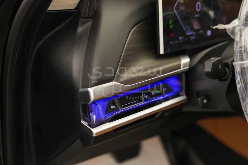 2026 بي ام دبليو الفئة السابعة 735أي