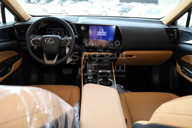2026 لكزس إن إكس 350
