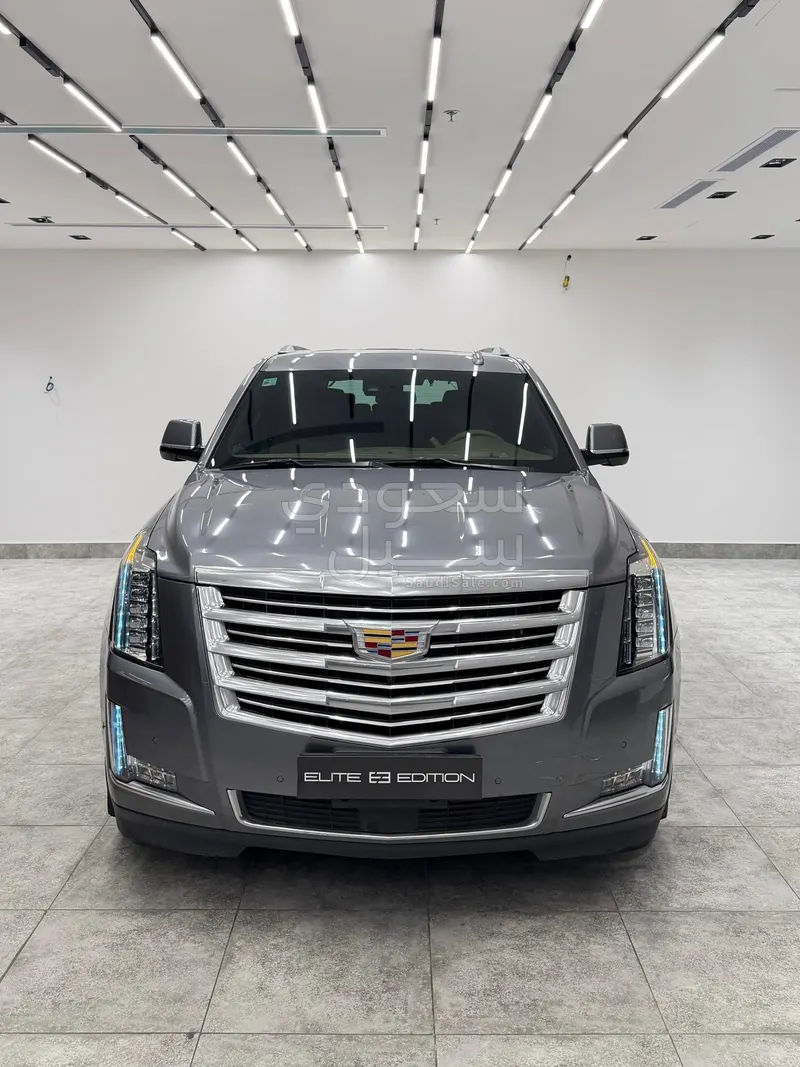 2020 كاديلاك اسكاليد بلاتينيوم