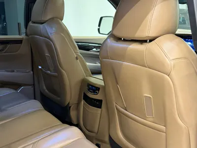 2020 كاديلاك اسكاليد بلاتينيوم