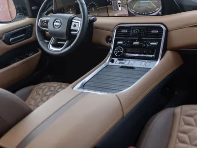 2025 نيسان باترول بلاتينيوم