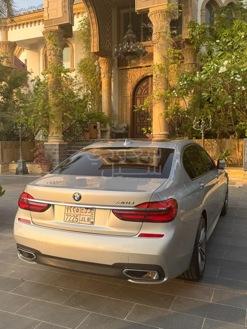 2019 بي ام دبليو الفئة السابعة 730 إل أي