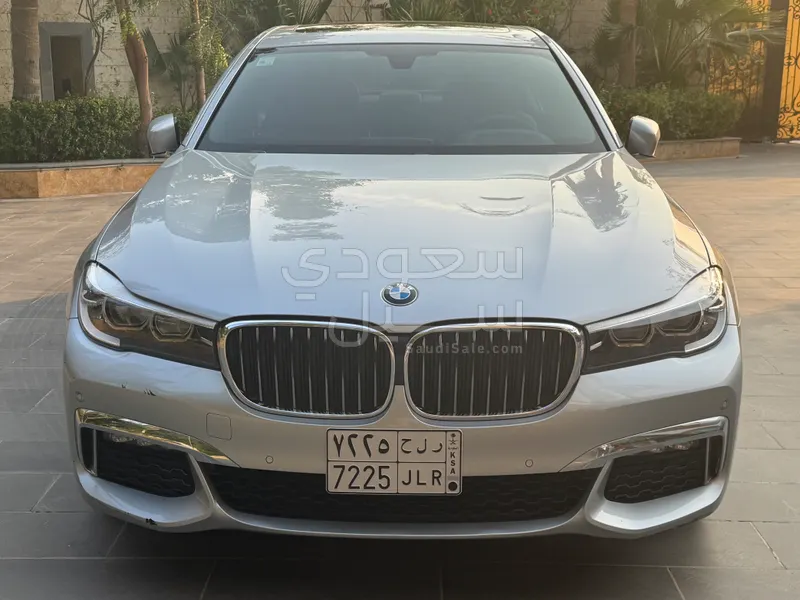 2019 بي ام دبليو الفئة السابعة 730 إل أي