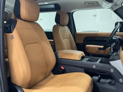 2024 Land Rover Defender 90