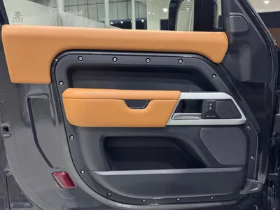 2024 Land Rover Defender 90