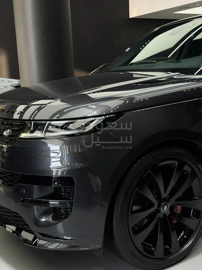 2025 Land Rover Range Rover Sport HSE