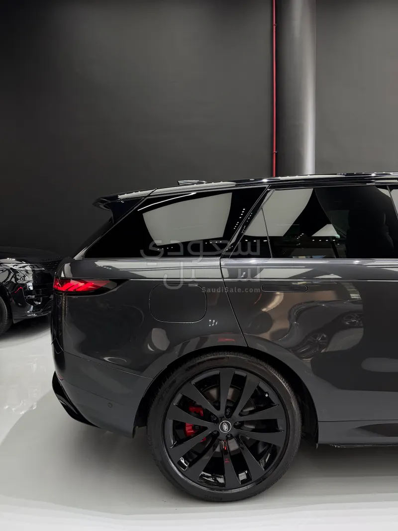 2025 Land Rover Range Rover Sport HSE
