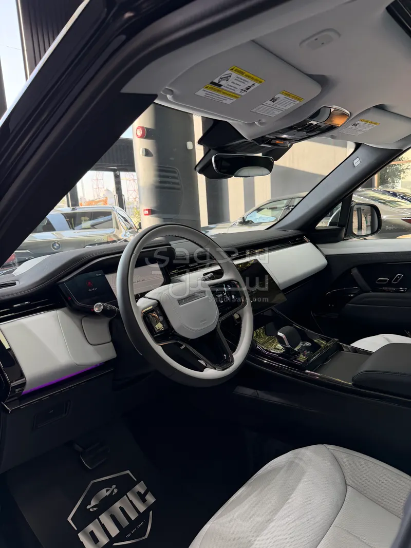 2025 Land Rover Range Rover Sport HSE