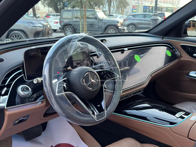 2026 Mercedes-Benz E 200