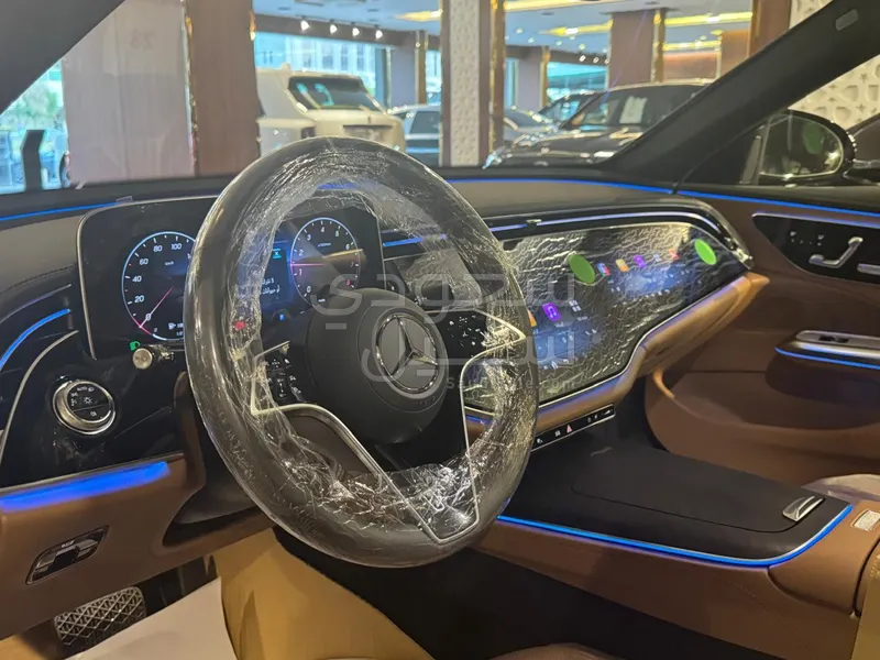 2026 Mercedes-Benz E 200