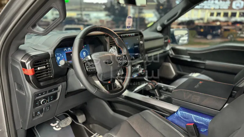 2024 فورد اف 150 رابتور ار