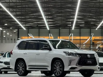 2020 لكزس إل إكس 570