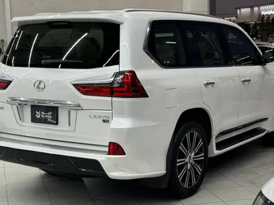 2020 لكزس إل إكس 570