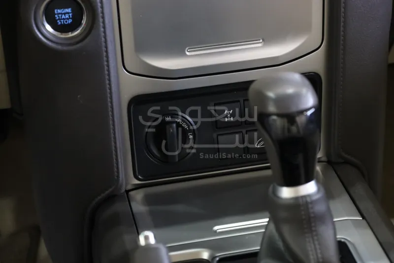 2022 تويوتا برادو