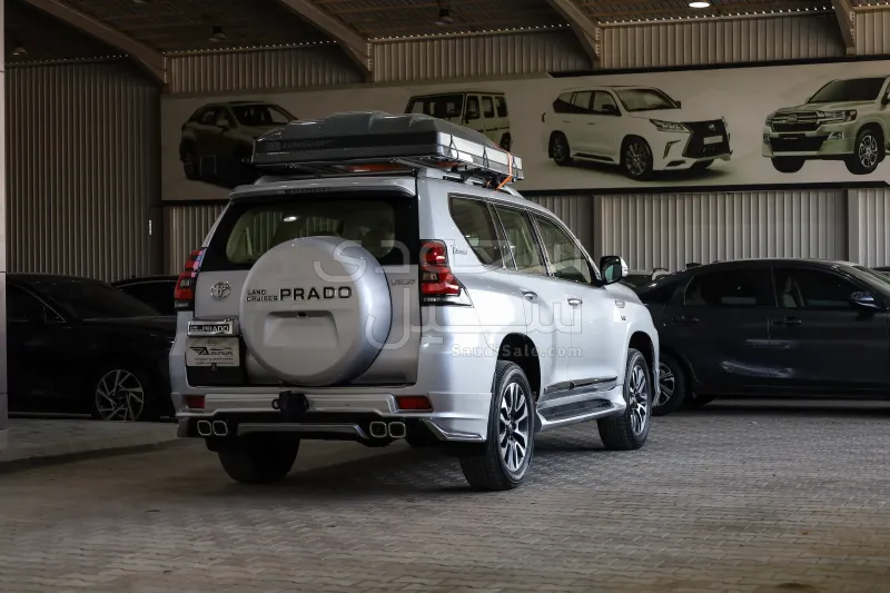 2022 تويوتا برادو