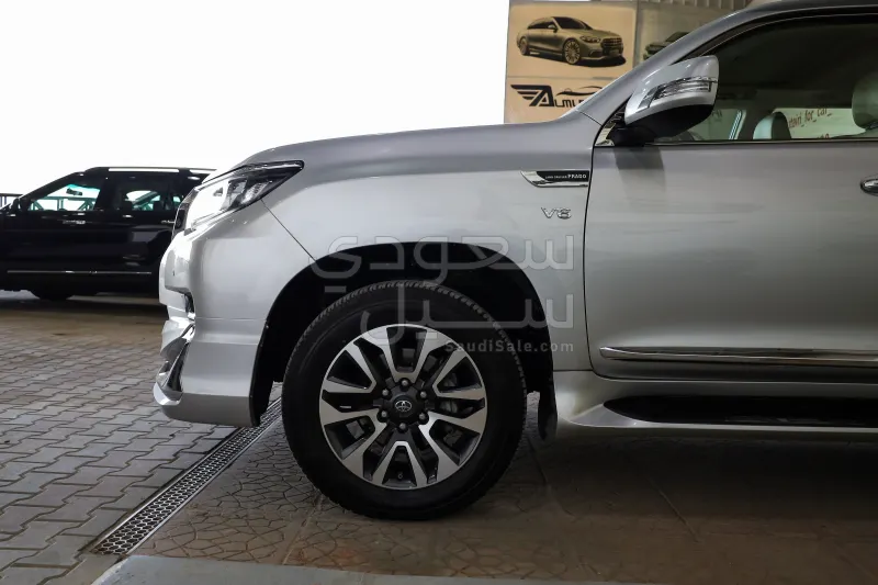 2022 تويوتا برادو