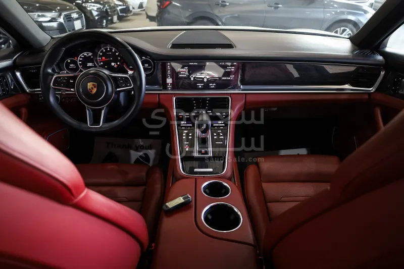 2018 بورش بانميرا اس