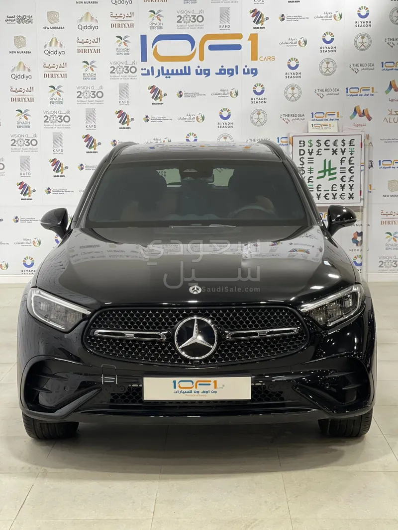 2023 مرسيدس - بنز جي إل سي 200 اي ام جي