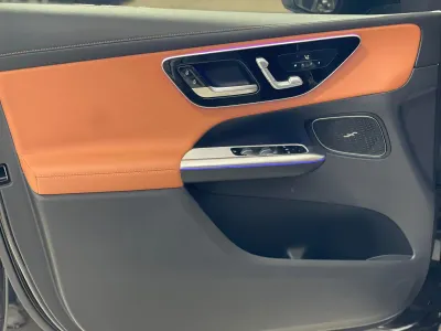 2023 مرسيدس - بنز جي إل سي 200 اي ام جي