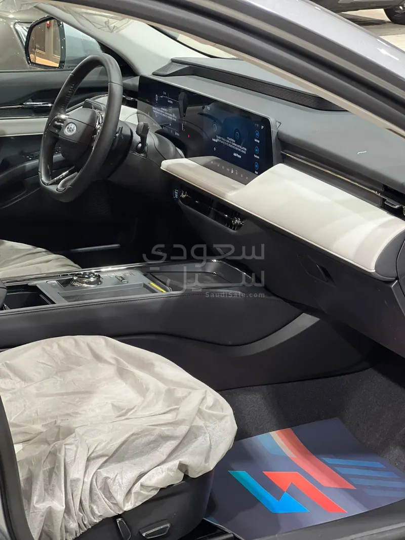 2026 فورد توروس ترند